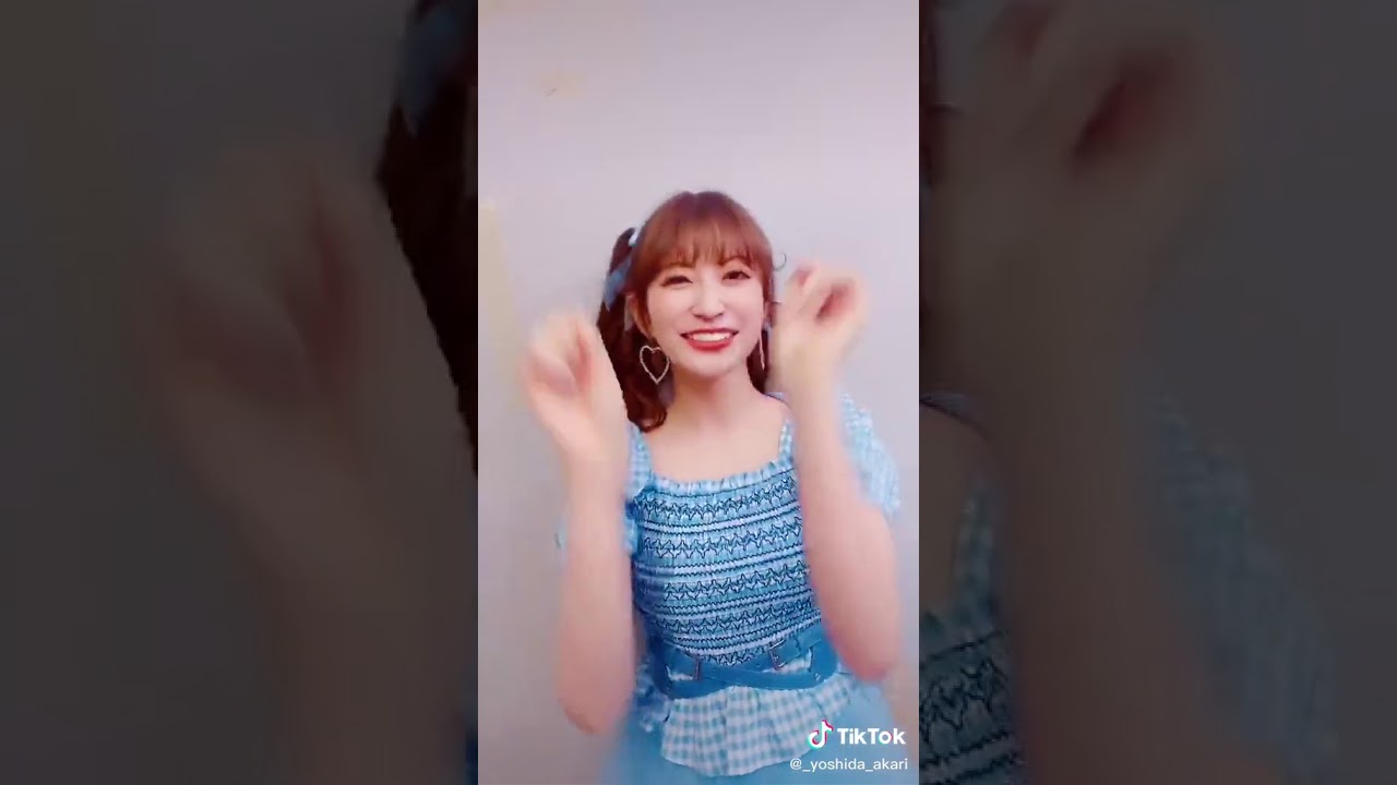 吉田朱里爽美女性感魅惑辣妹 Youtube