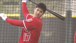 エンゼルスの大谷翔平　室内で打撃練習