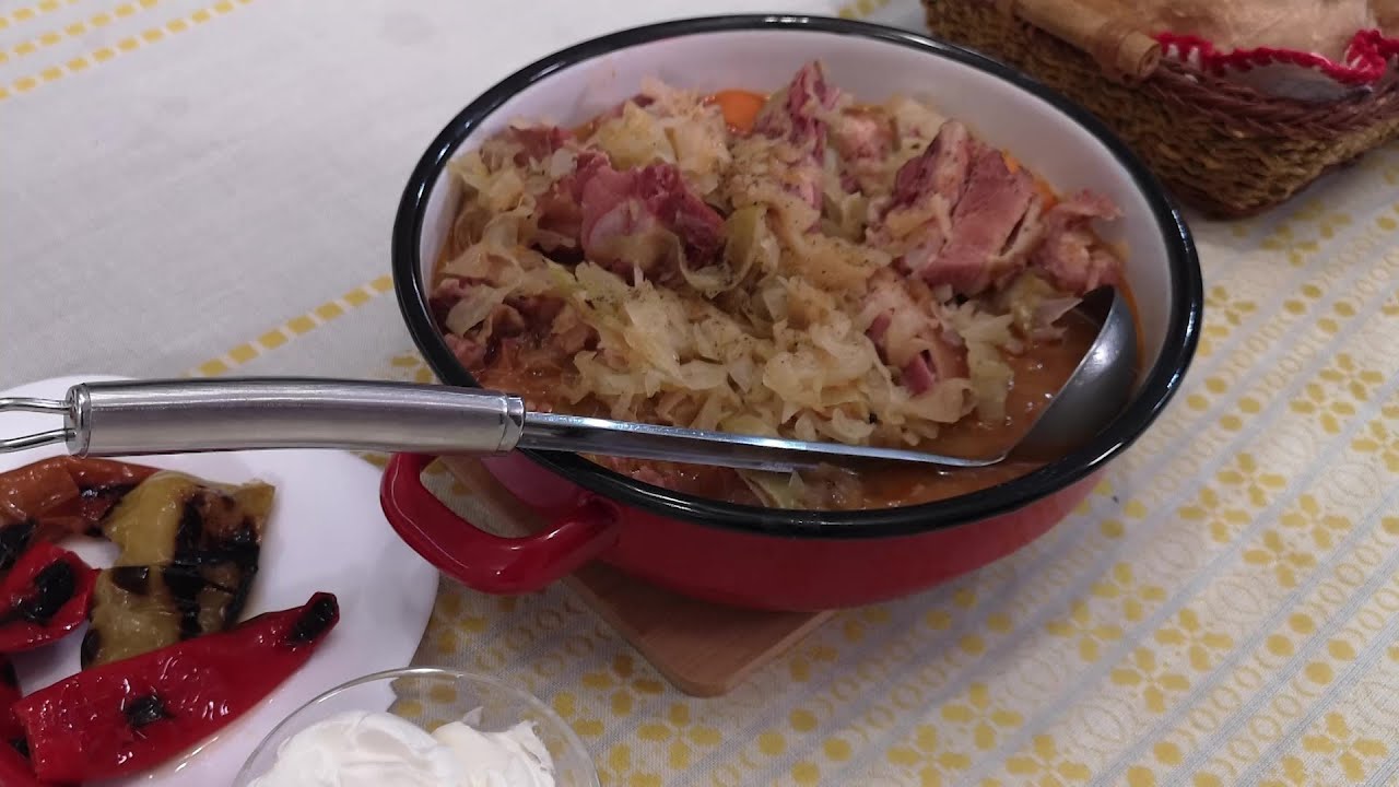 Dél-Bánát ízei – Savanyú káposztaleves füstölt sertéshússal