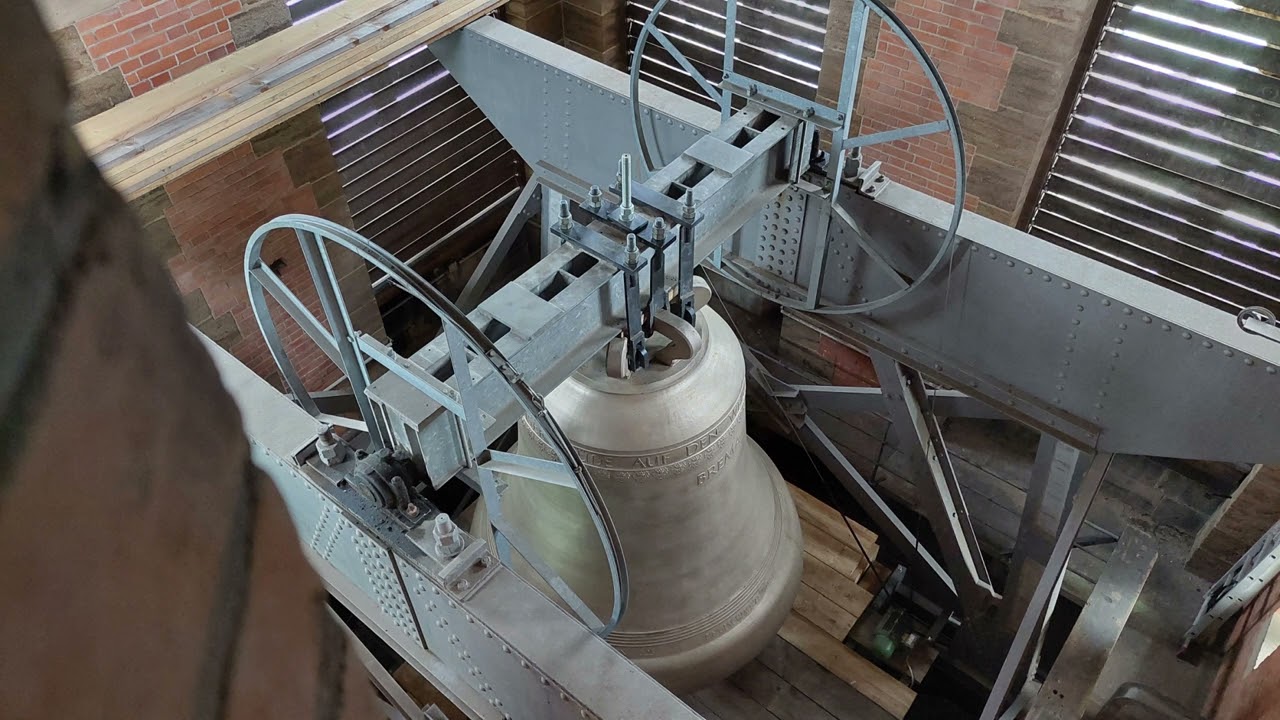 Bremen Dom  Glocke 1 (Brema) und Vollgeläut