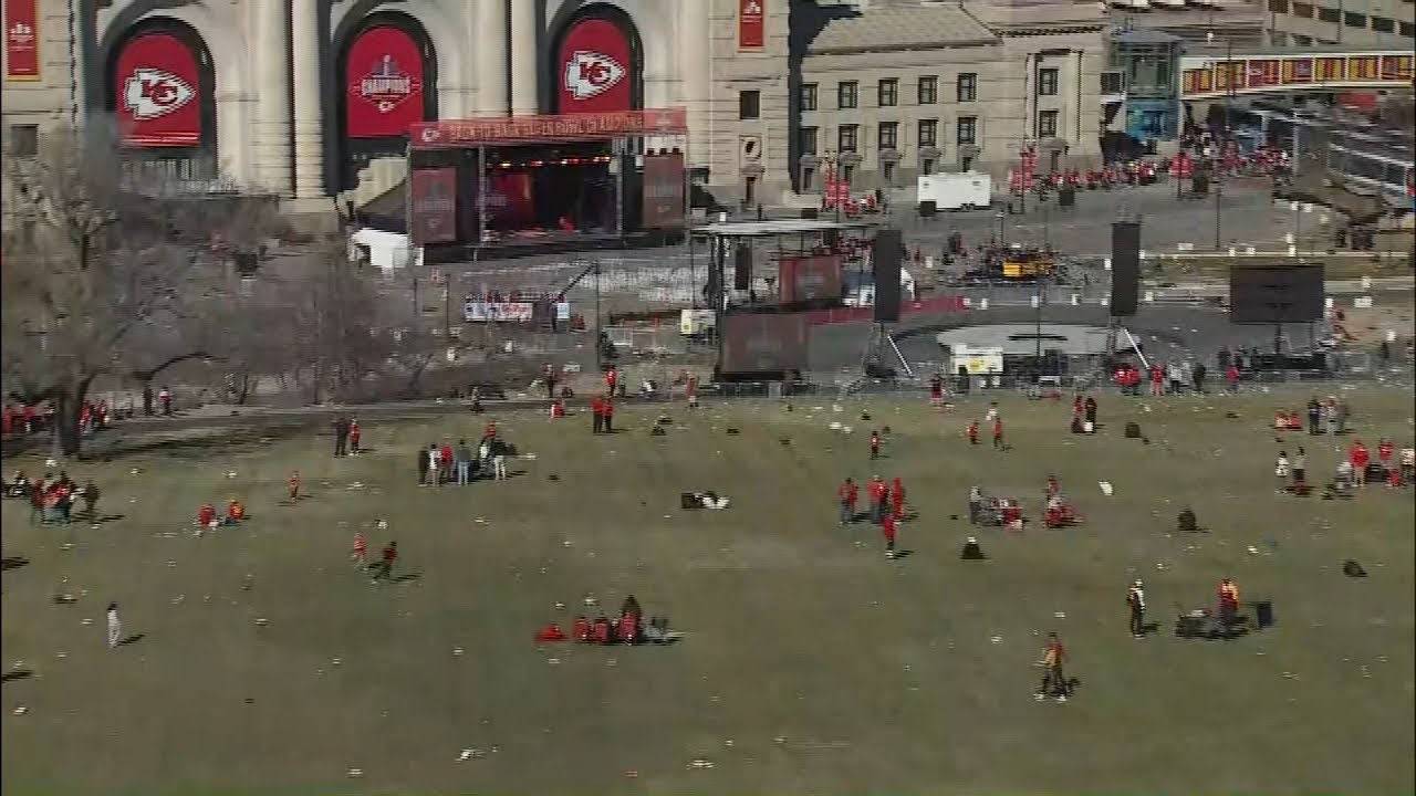 LIVE COVERAGE after 1 killed, up to 15 injured in Kansas City shooting ...