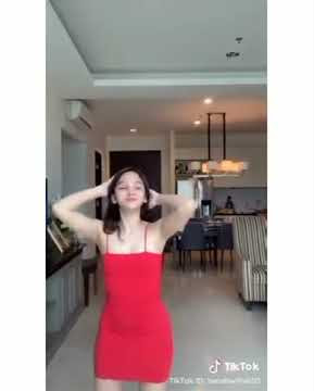 Hana hanifah goyang tiktok hot viral