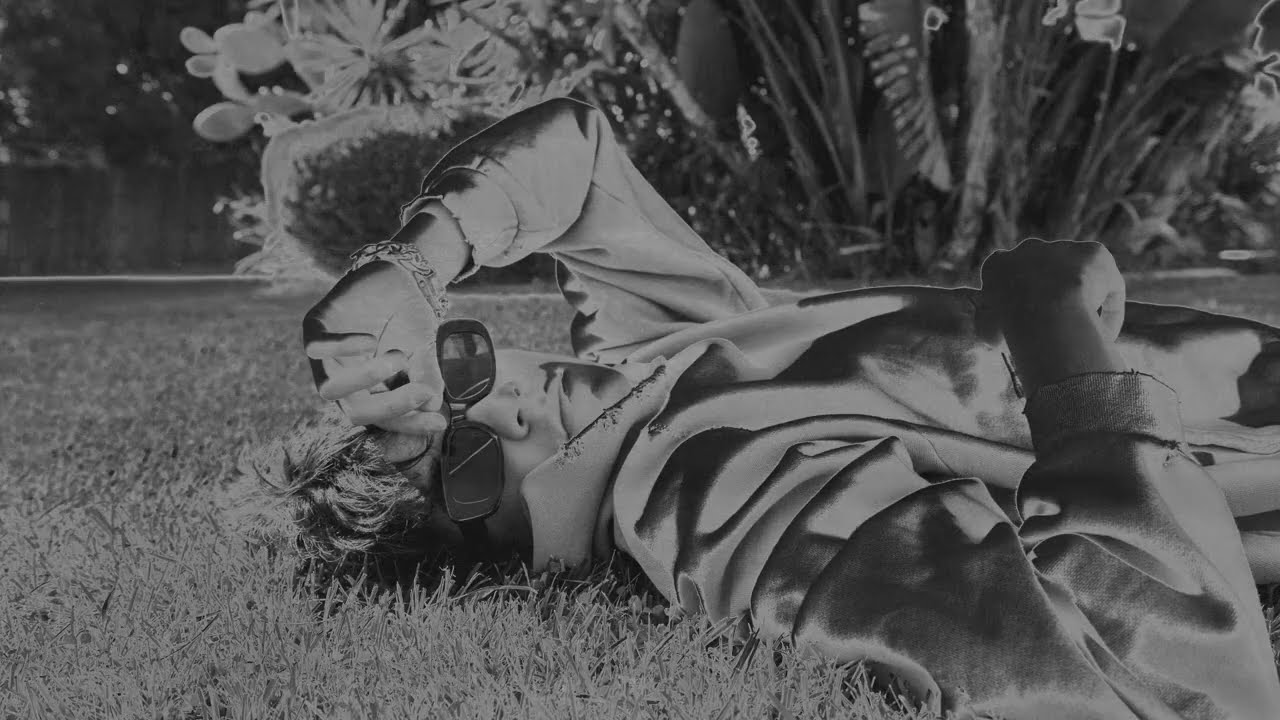 Trey Makai - Second Best (Visualizer) adlı videoyu YouTube'da izle Trey Makai - Second Best (Visualizer) adlı videoyu YouTube'da izle