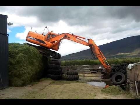 How to get your 14 ton digger off the Silage pit