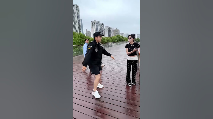 The Security Guard Fell Into The Trap Of The Beauty #still #parkour #funny#skate