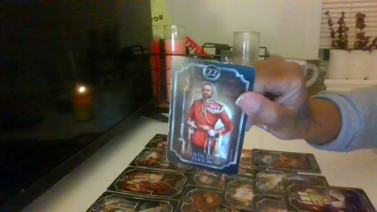 Фальшивый спиритуалист, нуждающийся в твоей благосклонности и лжущий, используя твое имя. У них н...