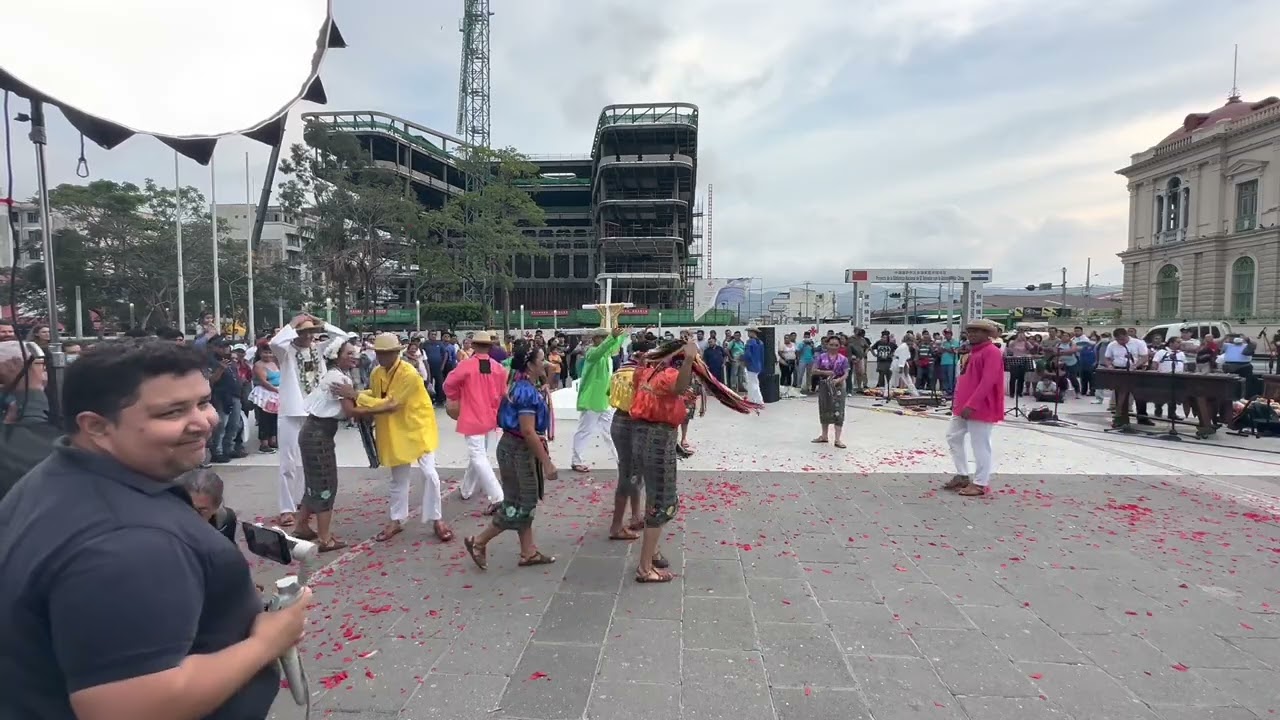 Ballet folclórico nacional de El Salvador 2023