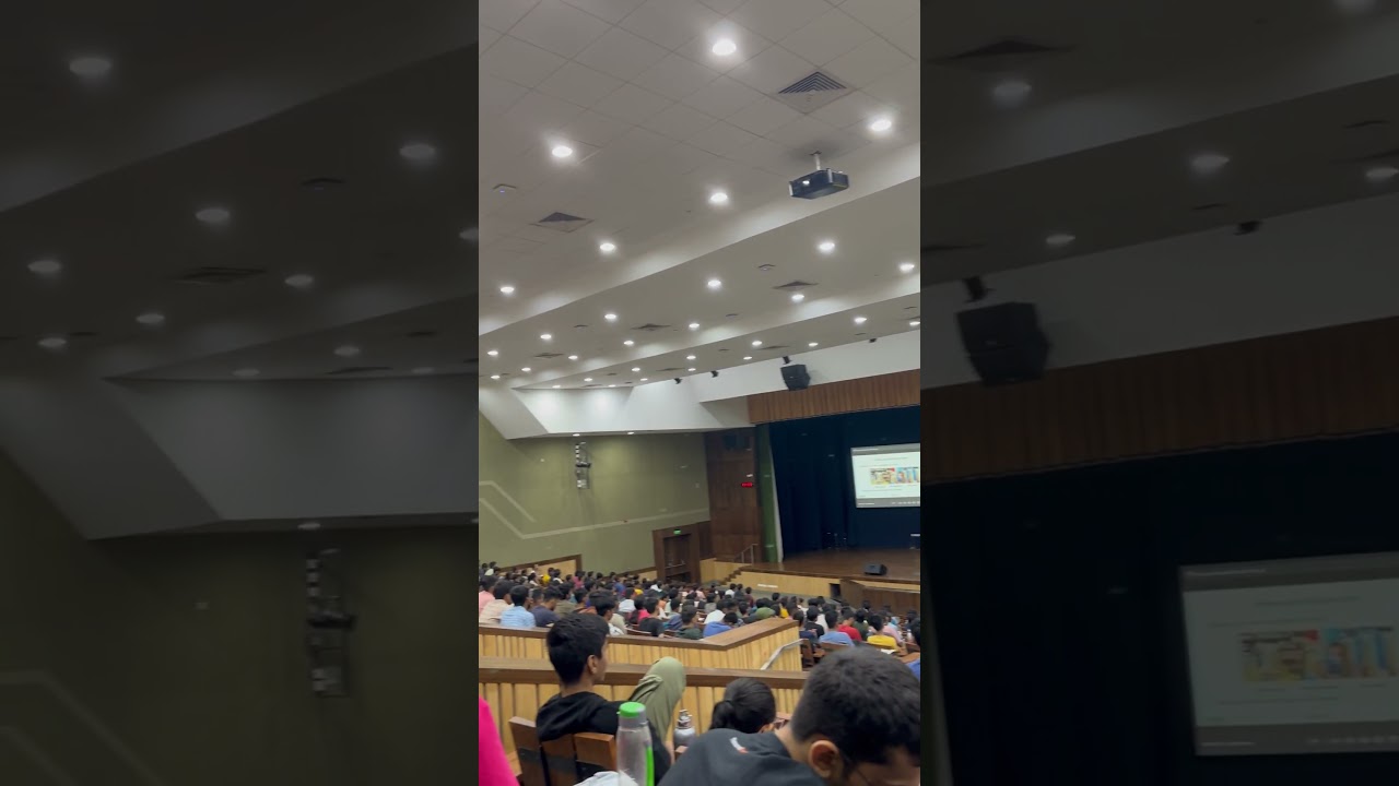 IIT GANDHINAGAR (class room)