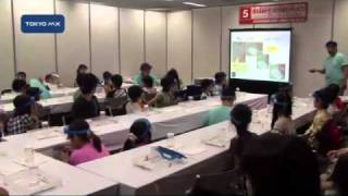 なるほど！　夏休み子ども化学実験ショー