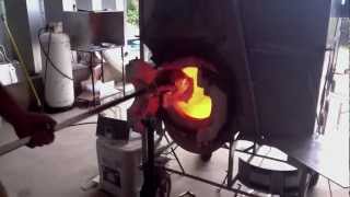 Makai Traveling Glass Blowing Performance