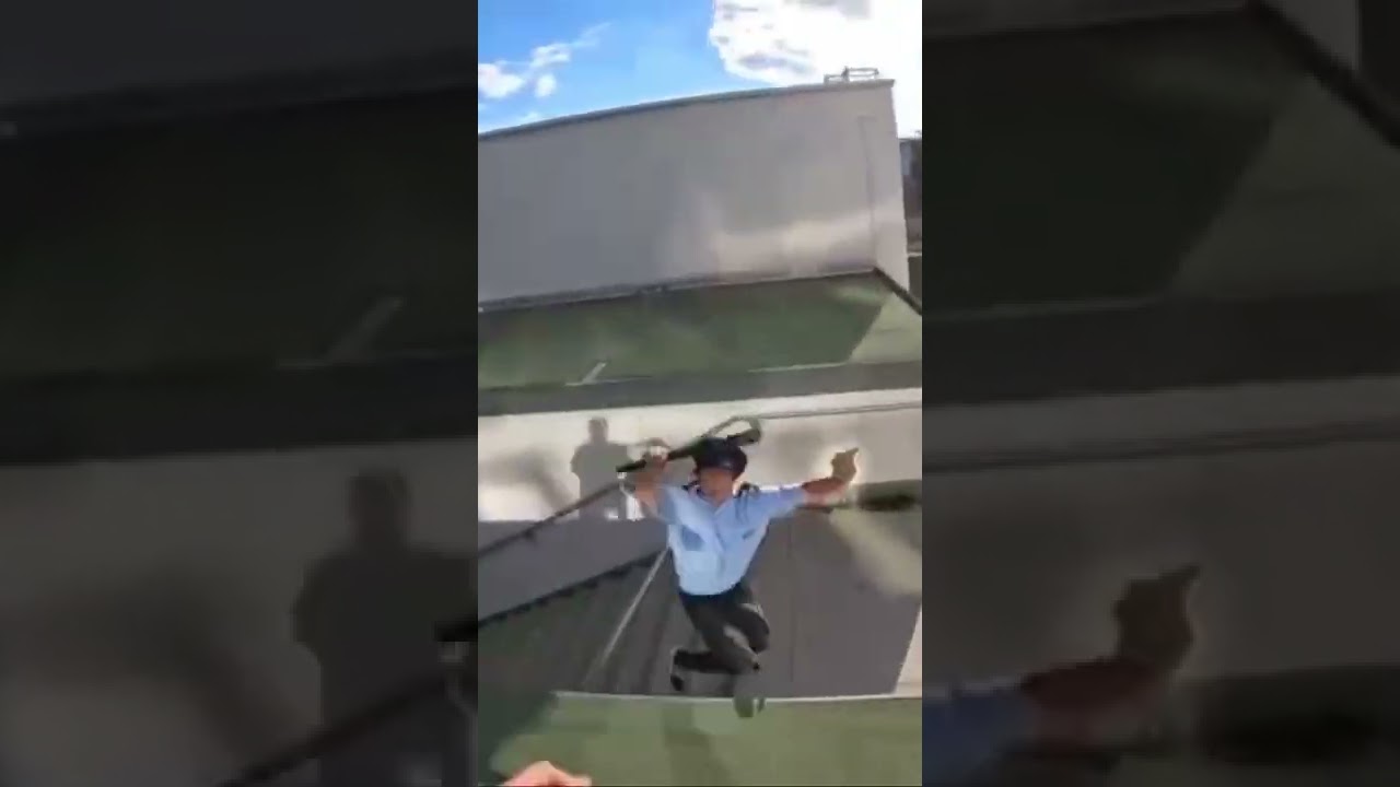 PARKOUR ESCAPE- PEEING IN PUBLIC GONE WRONG 😅