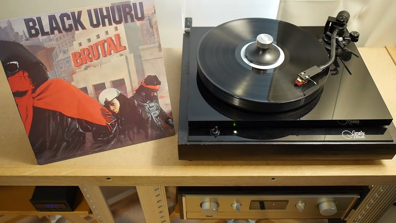 Black Uhuru - Fit you haffe fit Vinylrip - YouTube