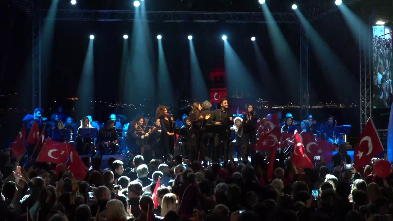 İBB Kent Orkestrası-Cumhuriyet Bayramı Kutlamaları-Üsküdar (Kolaj)