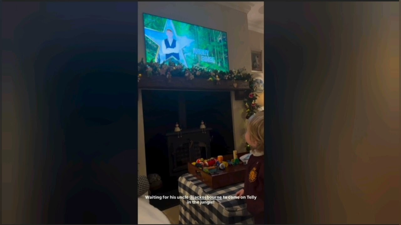 Келли Осборн, Шарон Осборн и малыш Сидни, дядя Джек Осборн, я знаменитость