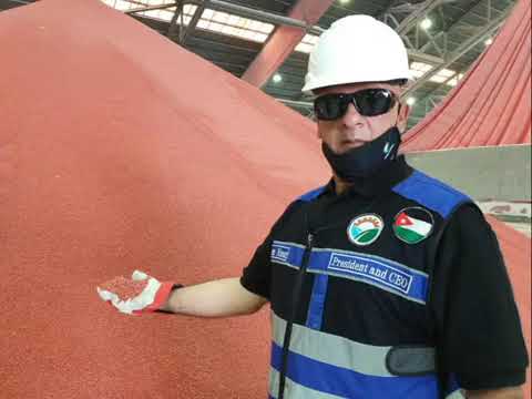 الدكتور معن النسور الرئيس التنفيذي لشركة البوتاس العربيه البوتاس الاحمر