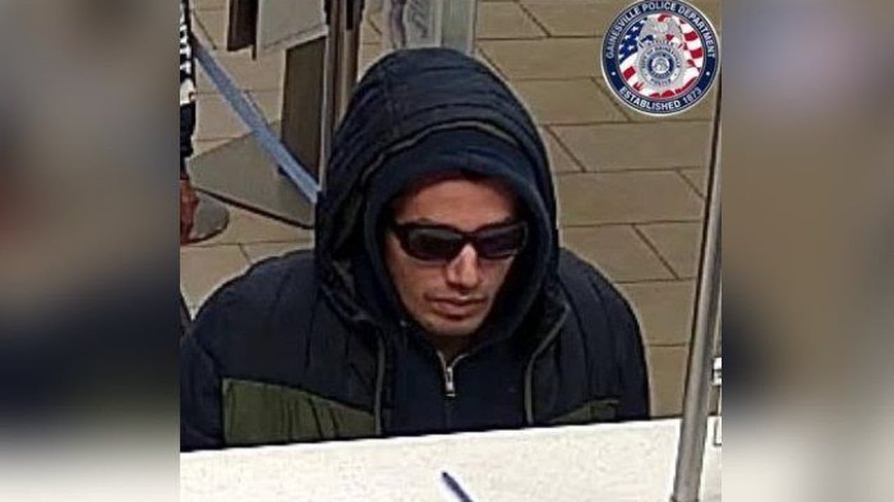 Man accused of robbing Wells Fargo bank, Gainesville police say - YouTube