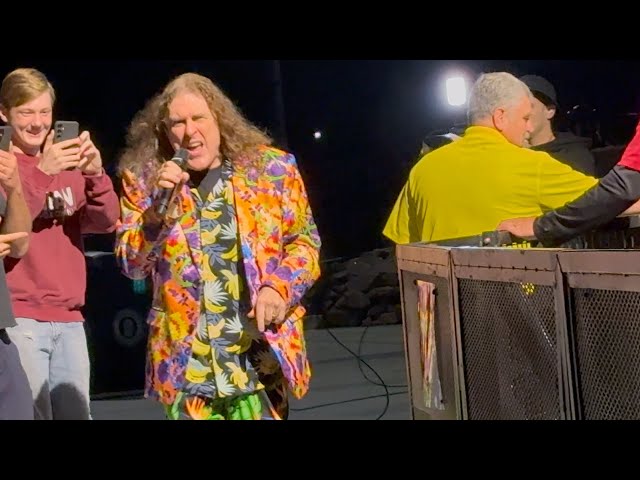 Weird Al Yankovic: Intro + Tacky (Waite Park, Minnesota