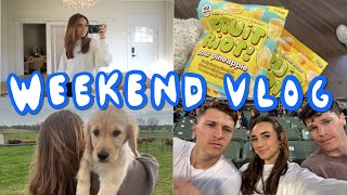 WEEKEND IN MY LIFE | hosting friends, trying viral snacks, moving the sauna + chopping my hair!!!!