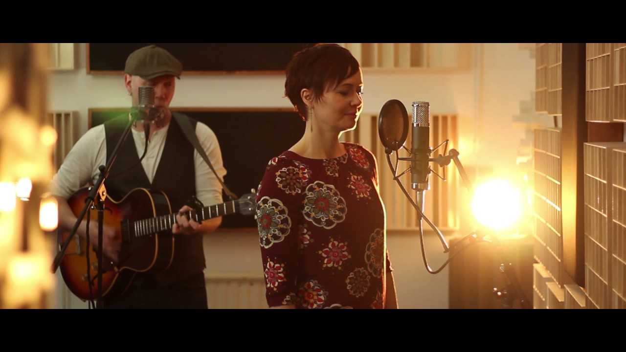 Rawsome Delights -  Completely (Live at Session Time)