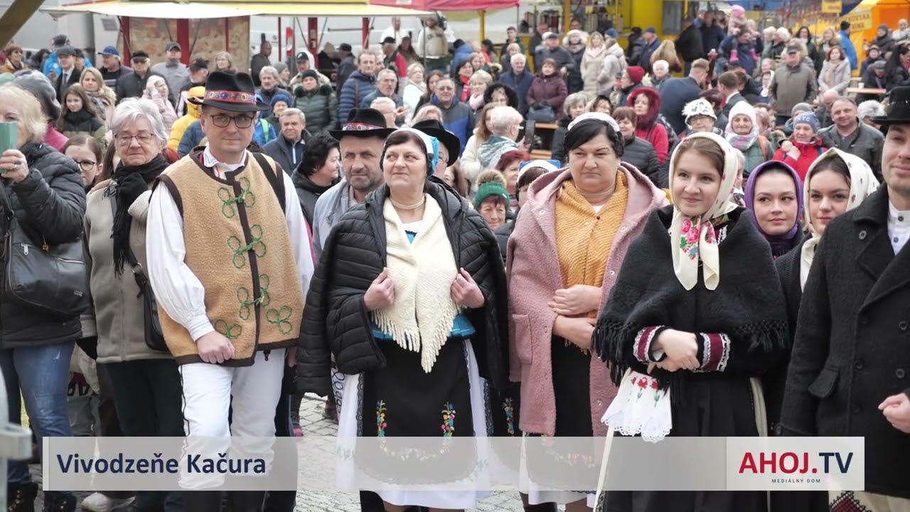 Vivodzeňe Kačura na Radničnom námestí v Bardejove