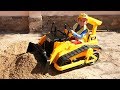 The Car stuck in the sand - Dima unboxing power wheels Buldozer CAT