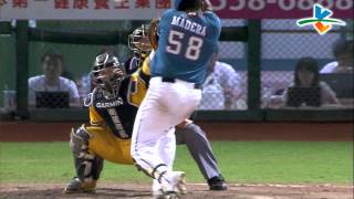 20130914 CPBL 猿vs象 7上 觸身球出現了！林煜清直接用球招呼身材壯碩的猛德拉