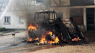 Diemelsee: Großbrand auf Bauernhof durch brennenden Traktor