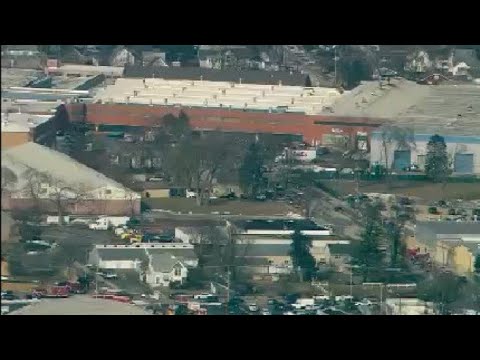 Police investigate active shooter situation in Aurora, Illinois