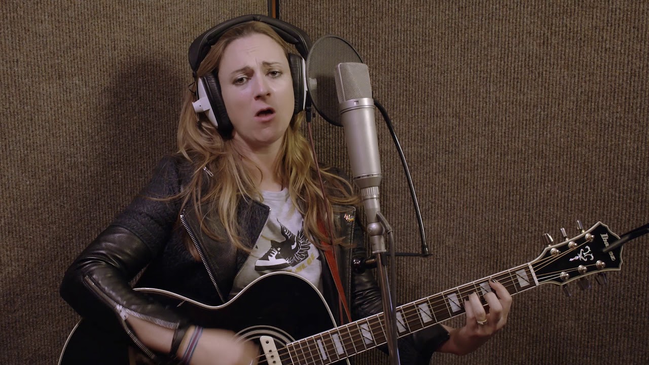 Singer/Songwriter Scarlette Fever - Crash & Burn Acoustic