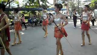 SDC10787.AVI Gedeelte parade school Papoe.