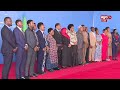 FAMILIA YA MWIGULU NA RAIS SAMIA WAKIPIGA PICHA IKULU CHAMWINO 