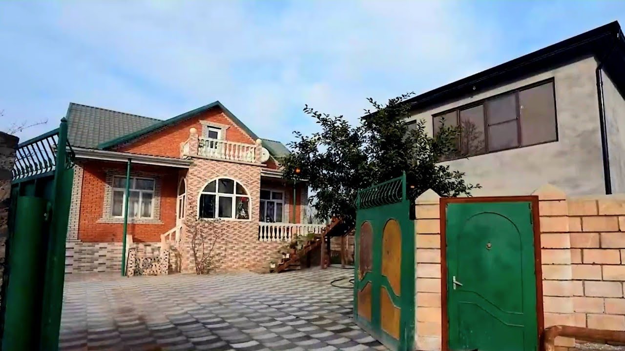 Astarada (Ərçivan) təcili ev satılır.  Qiyməti razılaşma yolu ilə.