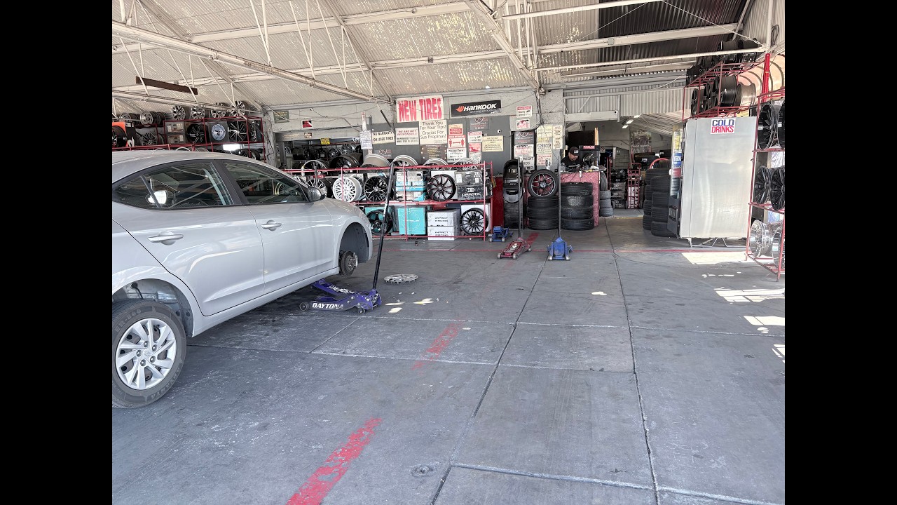 LAS VEGAS TIRE CHANGE monday mar9th