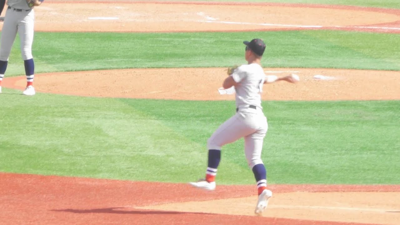 横浜高校《 セカンド 奥村凌大のスローイング 5回裏 》横浜 11 - 3