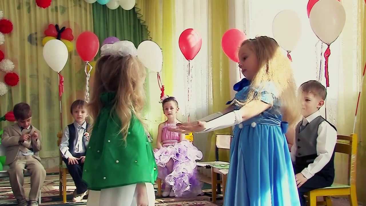 Matineu 8 MARTIE 2013 Grupa Nr.4