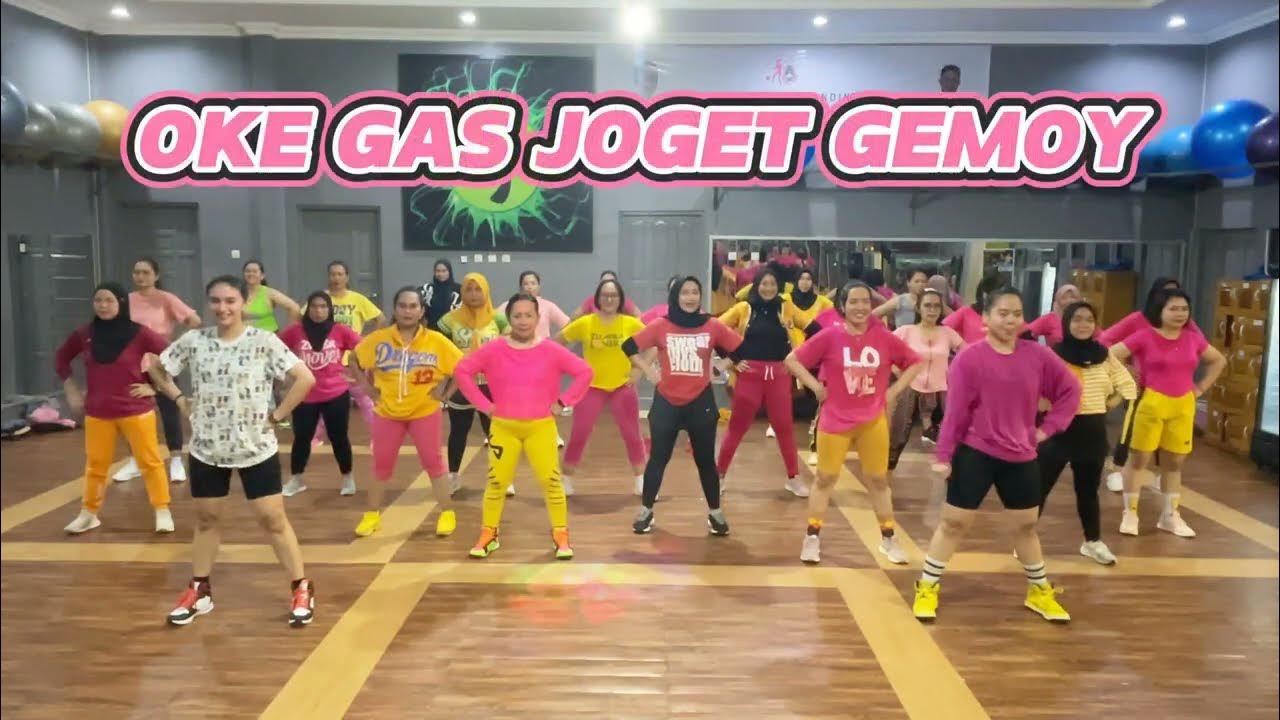 Shaffof külotli tola ayol, erotik fotosurat