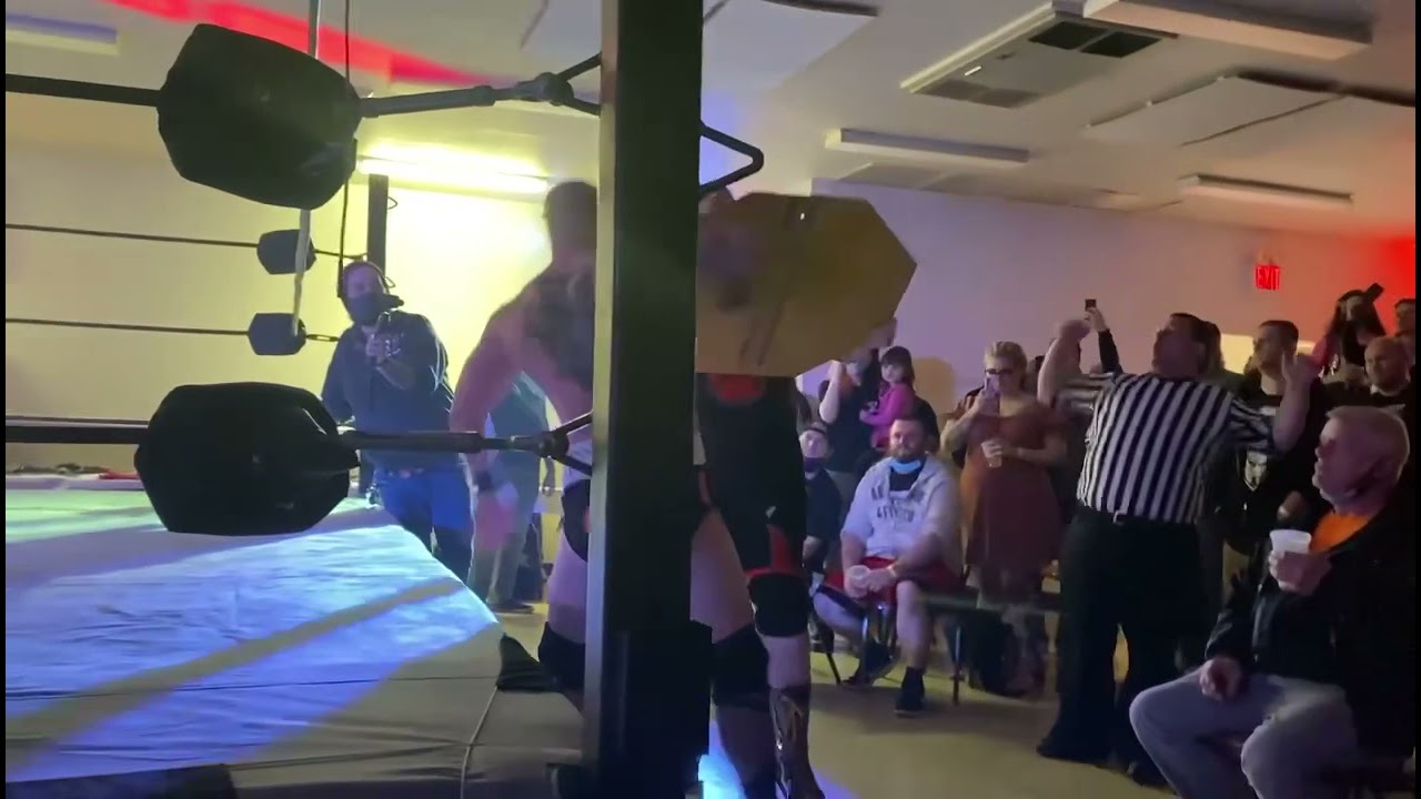 Clip from Justin Kyle vs Paxton