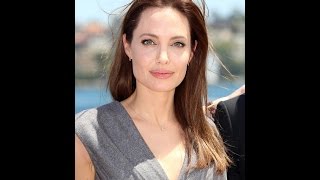 Natural Beauty Angelina Jolie Steals The Spotlight From Magical Sydney Harbour