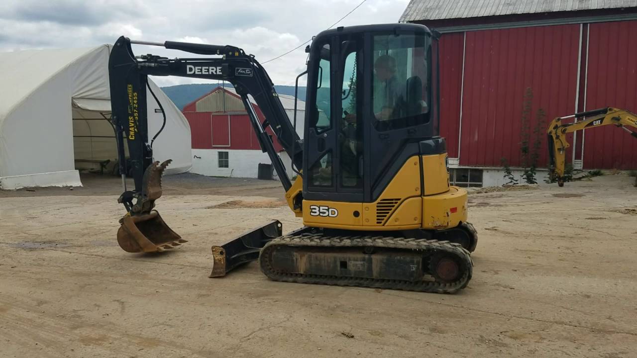 2012 John Deere 35D Mini Excavator w/ Hydraulic Thumb For Sale