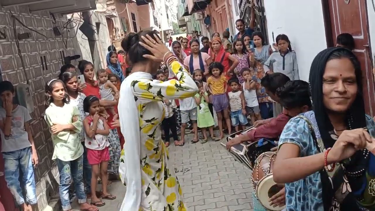 Dil mai aag lagaye sawan ka mahina 