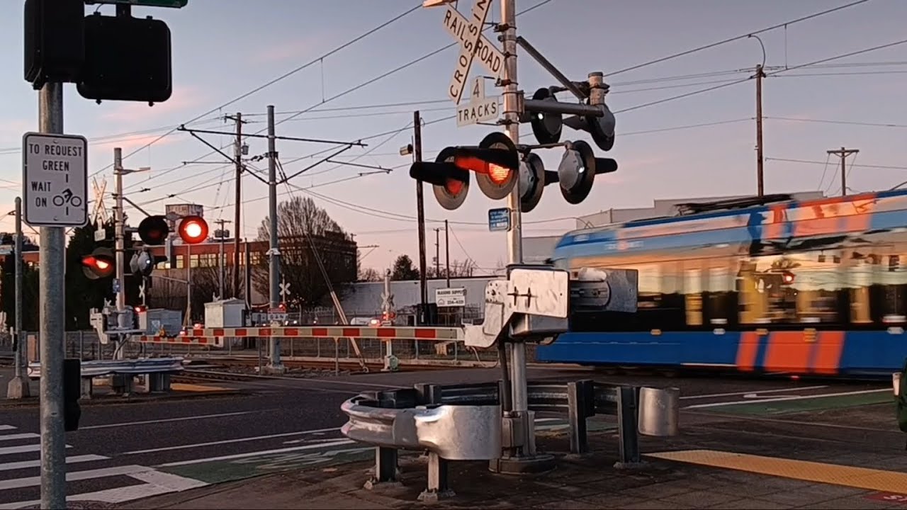 Max Orange line trains [1-16-26]