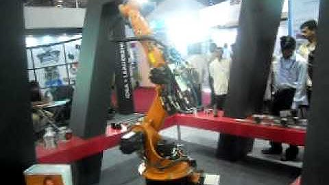 Multiple Axis Rotating Pick & Place Robo