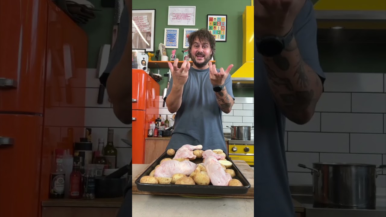 World's EASIEST Chicken Tray Bake Recipe!