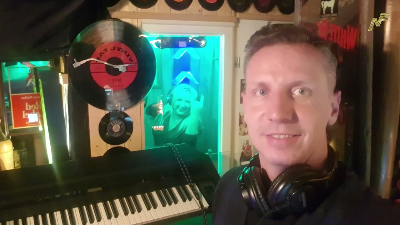 Update Adam Powalla Ostatnia kurtyna