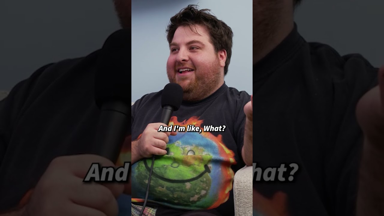 Как @NickAntonyan впервые встретил @DavidDobrik 😨😂 