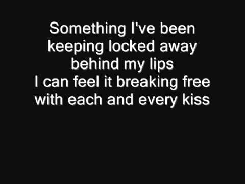 Yellowcard - Breathing Lyrics