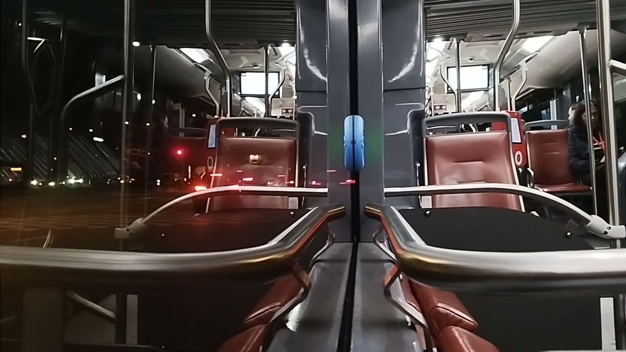 Trajet Complet Entre Brussels City Et Brussels Airport Dans Un Bus 12 Iveco Urbanway 18 Hybride