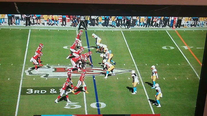 Hail Mary attempt by Patrick Mahomes, Los Angeles ...