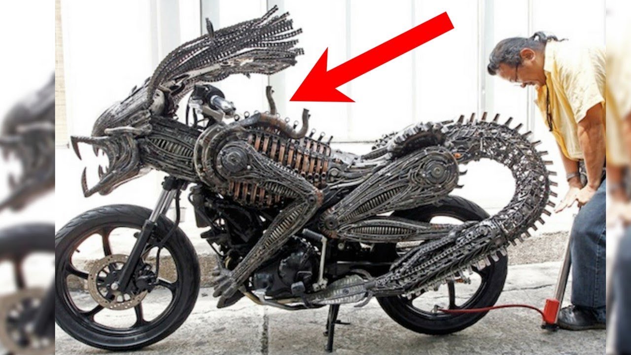 30 Unbelievable Geek-Themed Cars