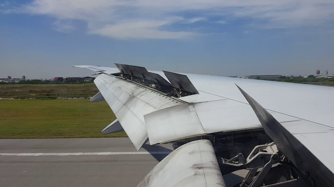 Philippine Airlines Boeing 777-300ER | LONG Approach and Landing | Manila to Bangkok
